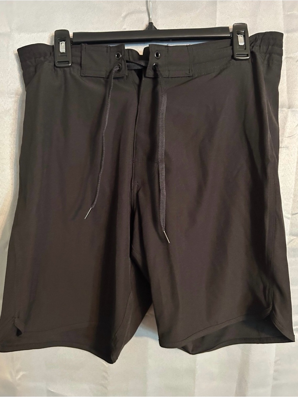 Old Navy men’s drawstring board shorts